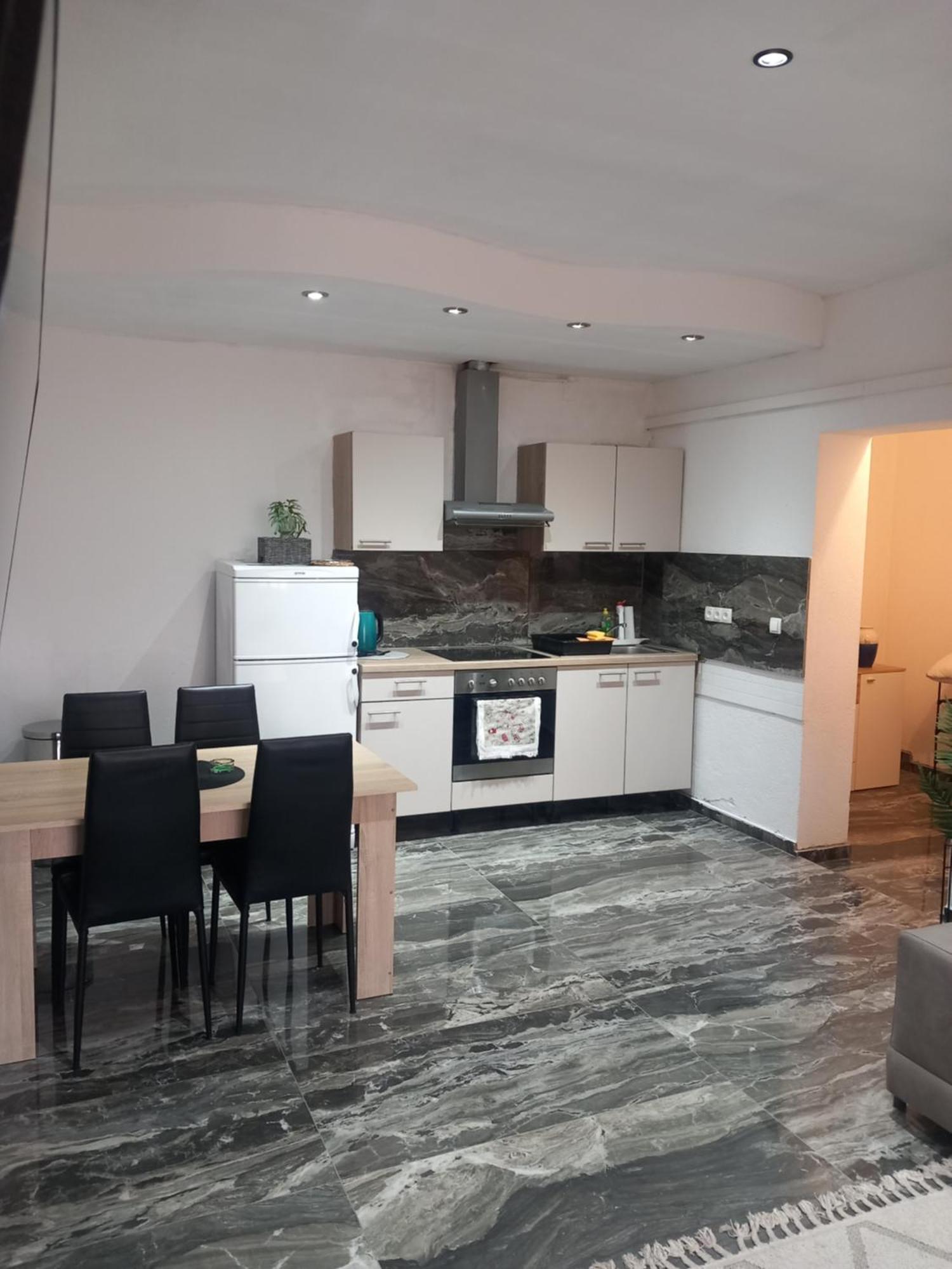Apartmani Goga Біоград-на-Мору Екстер'єр фото