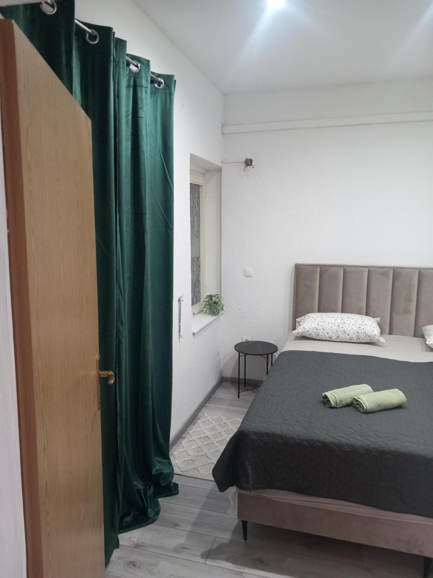 Apartmani Goga Біоград-на-Мору Екстер'єр фото