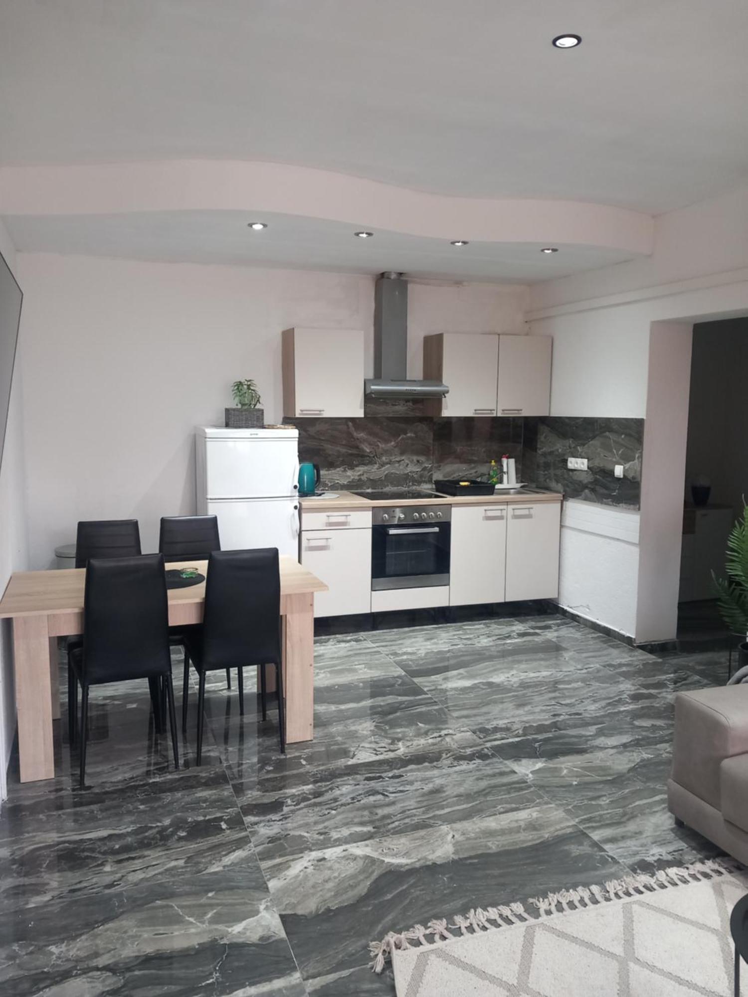 Apartmani Goga Біоград-на-Мору Екстер'єр фото